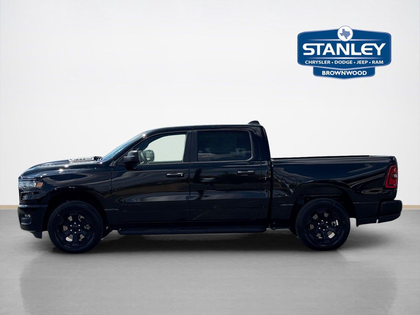 2026 RAM 1500 RAM 1500 EXPRESS CREW CAB 4X4 5'7' BOX