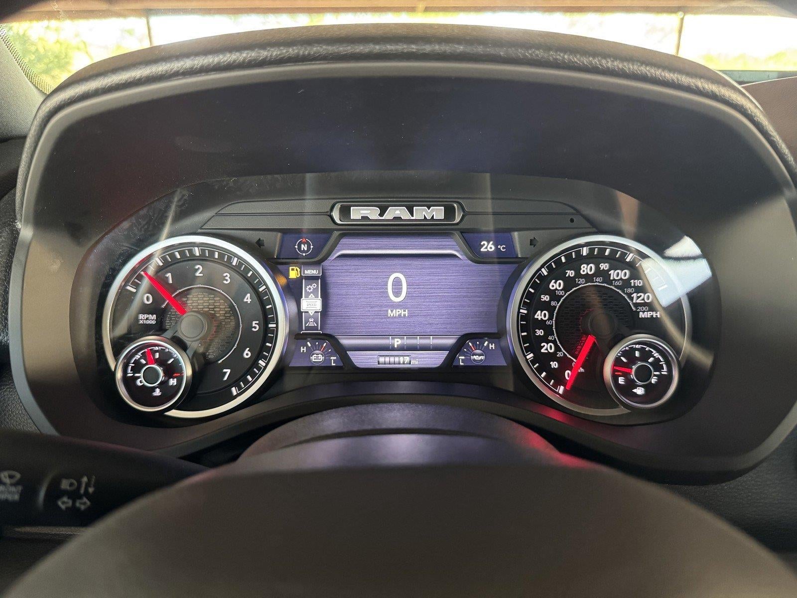 2026 RAM 1500 RAM 1500 EXPRESS CREW CAB 4X4 5'7' BOX