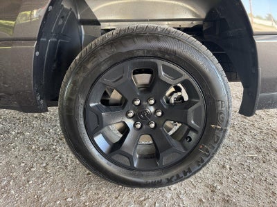 2026 RAM 1500 RAM 1500 EXPRESS CREW CAB 4X4 5'7' BOX
