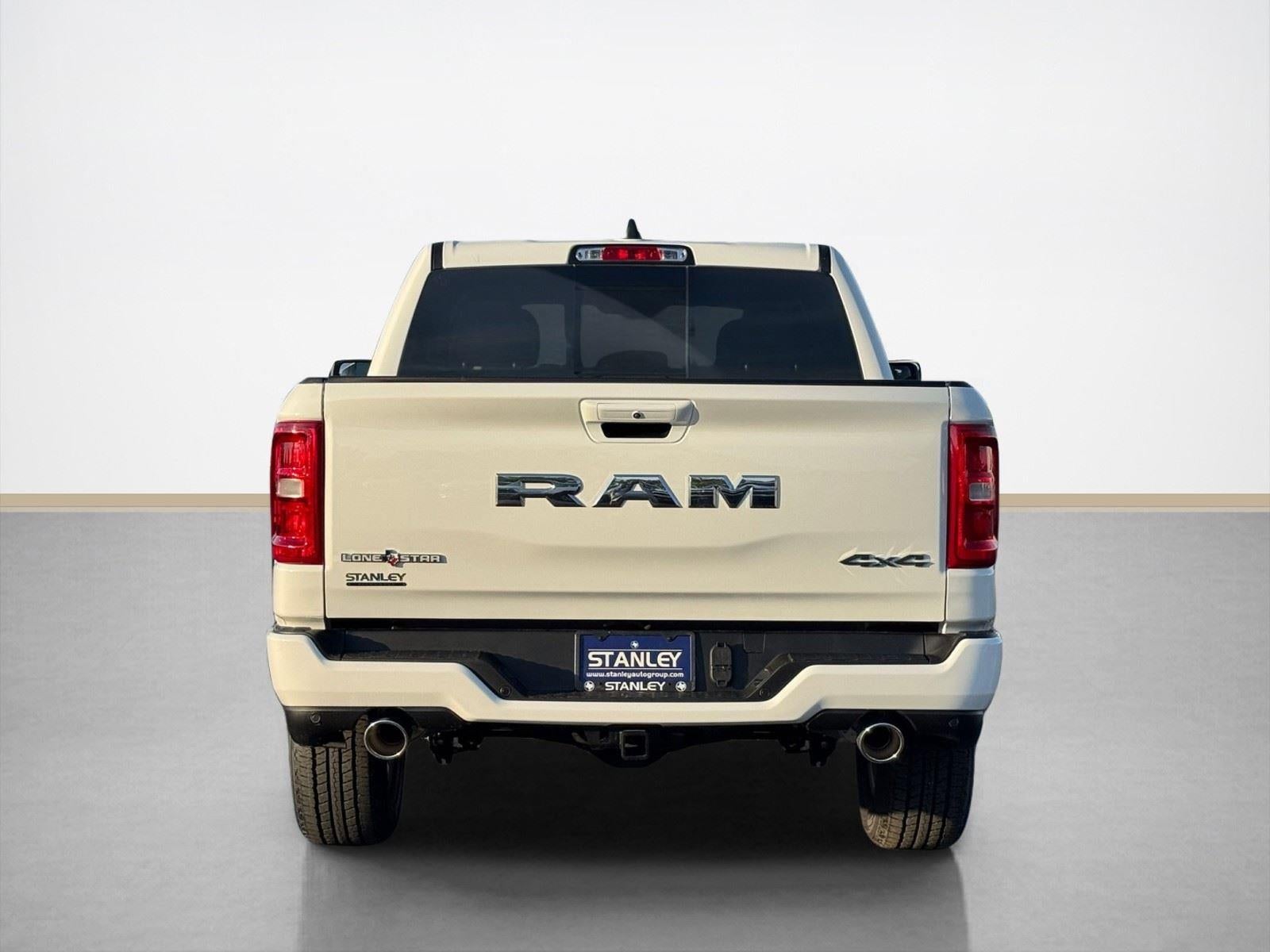 2026 RAM Ram 1500 RAM 1500 LONE STAR CREW CAB 4X4 5'7' BOX