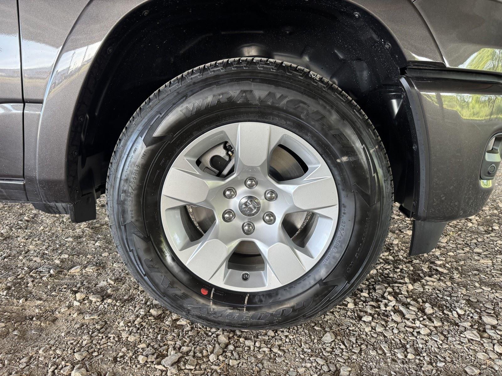 2026 RAM Ram 1500 RAM 1500 LONE STAR CREW CAB 4X4 5'7' BOX