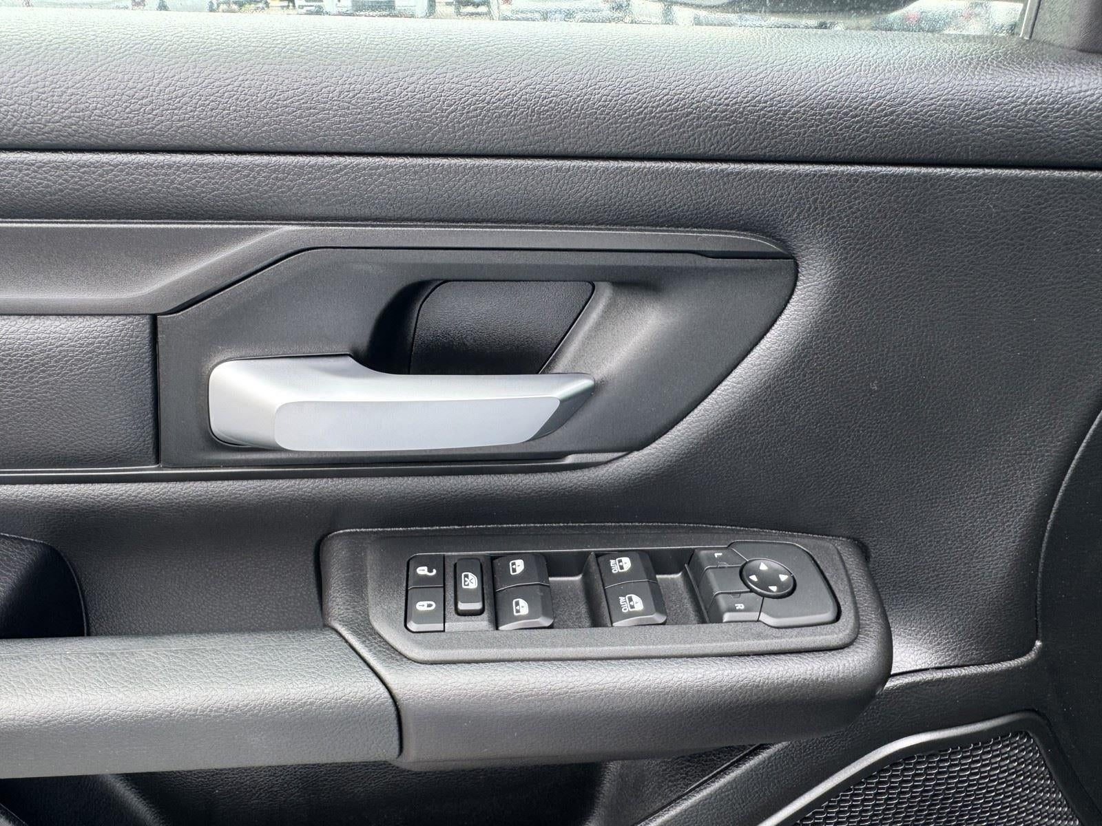 2026 RAM Ram 1500 RAM 1500 WARLOCK CREW CAB 4X4 5'7' BOX