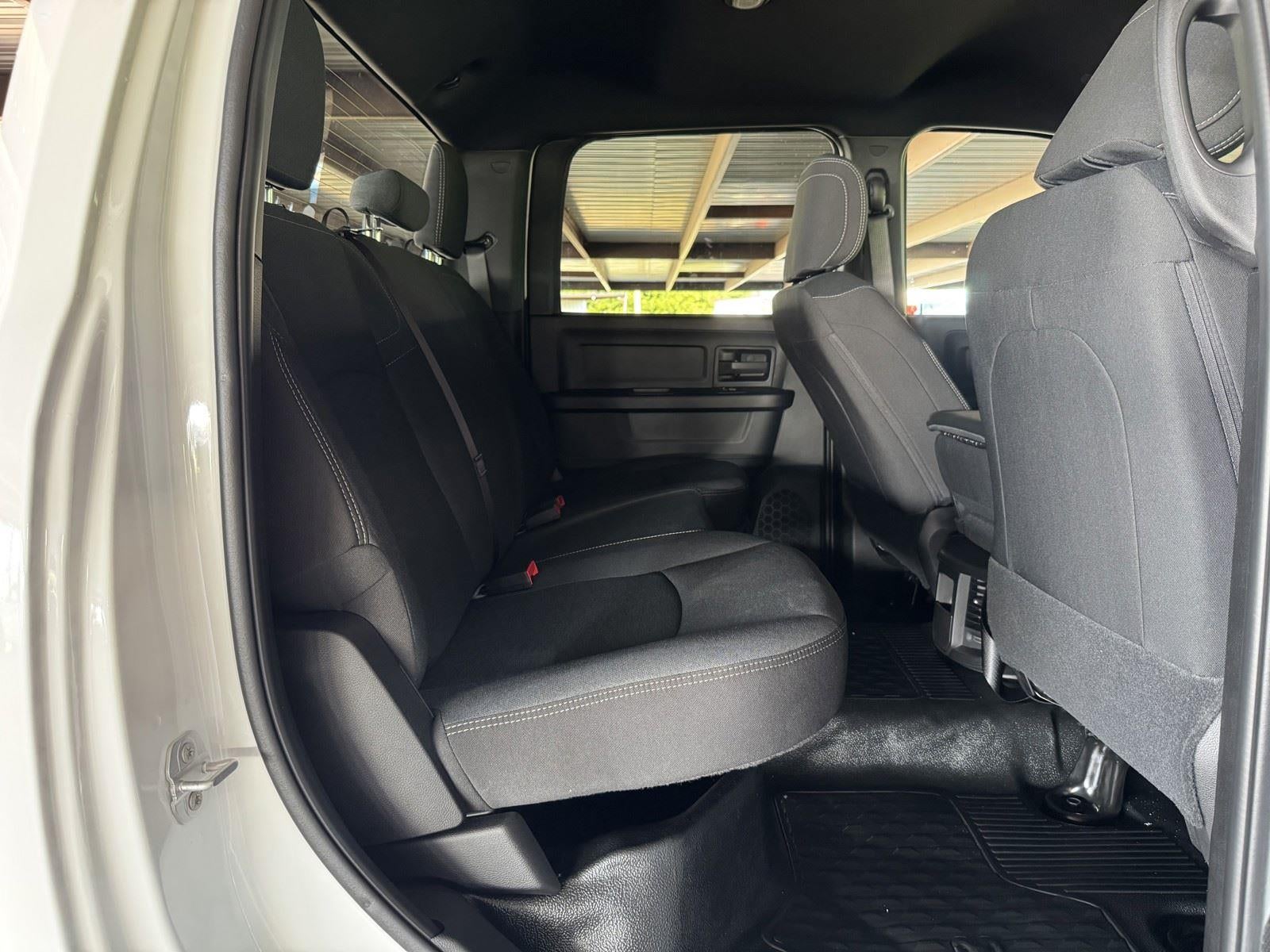 2026 RAM Ram 5500 Chassis Cab RAM 5500 TRADESMAN CHASSIS CREW CAB 4X4 84' CA