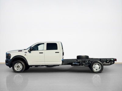 2026 RAM Ram 5500 Chassis Cab RAM 5500 TRADESMAN CHASSIS CREW CAB 4X4 84' CA