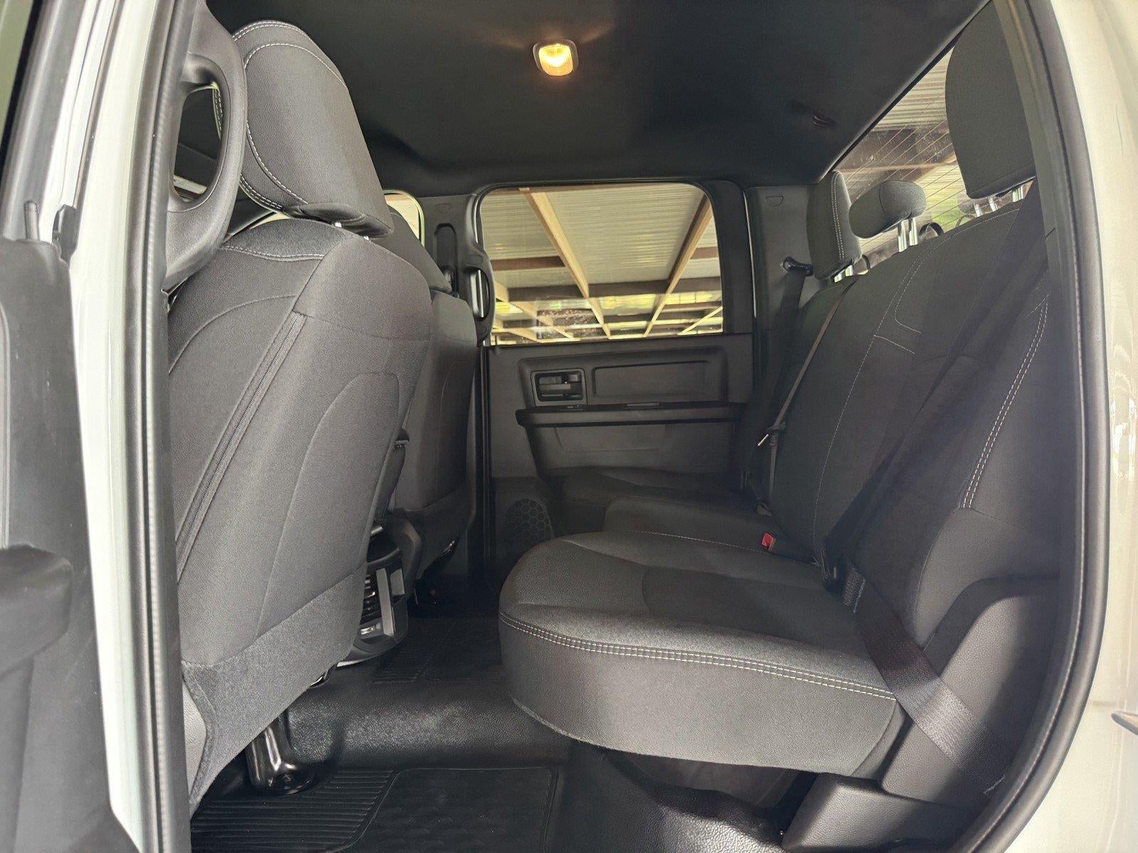 2026 RAM Ram 5500 Chassis Cab RAM 5500 TRADESMAN CHASSIS CREW CAB 4X4 84' CA