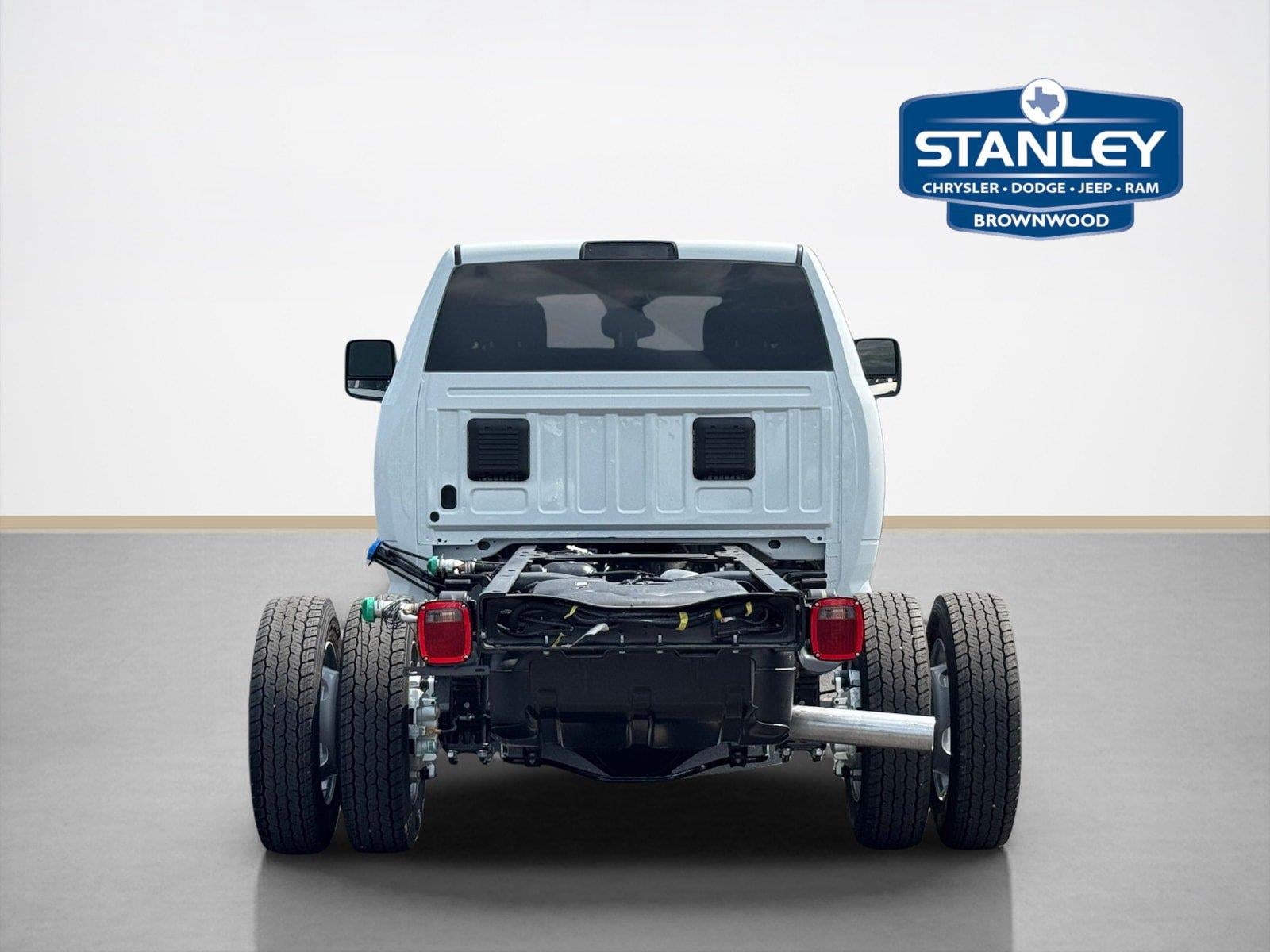 2026 RAM Ram 5500 Chassis Cab RAM 5500 TRADESMAN CHASSIS CREW CAB 4X4 84' CA