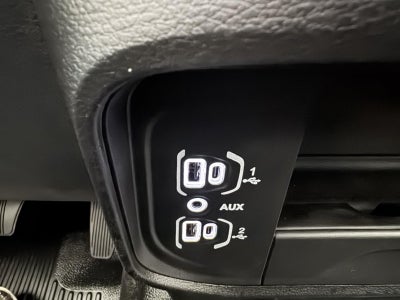 2026 RAM Ram 5500 Chassis Cab RAM 5500 TRADESMAN CHASSIS CREW CAB 4X4 84' CA