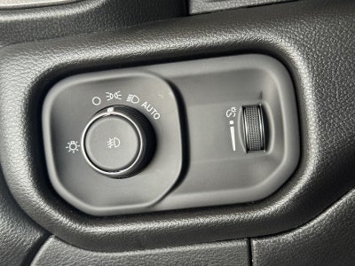 2026 RAM Ram 5500 Chassis Cab RAM 5500 TRADESMAN CHASSIS CREW CAB 4X4 84' CA