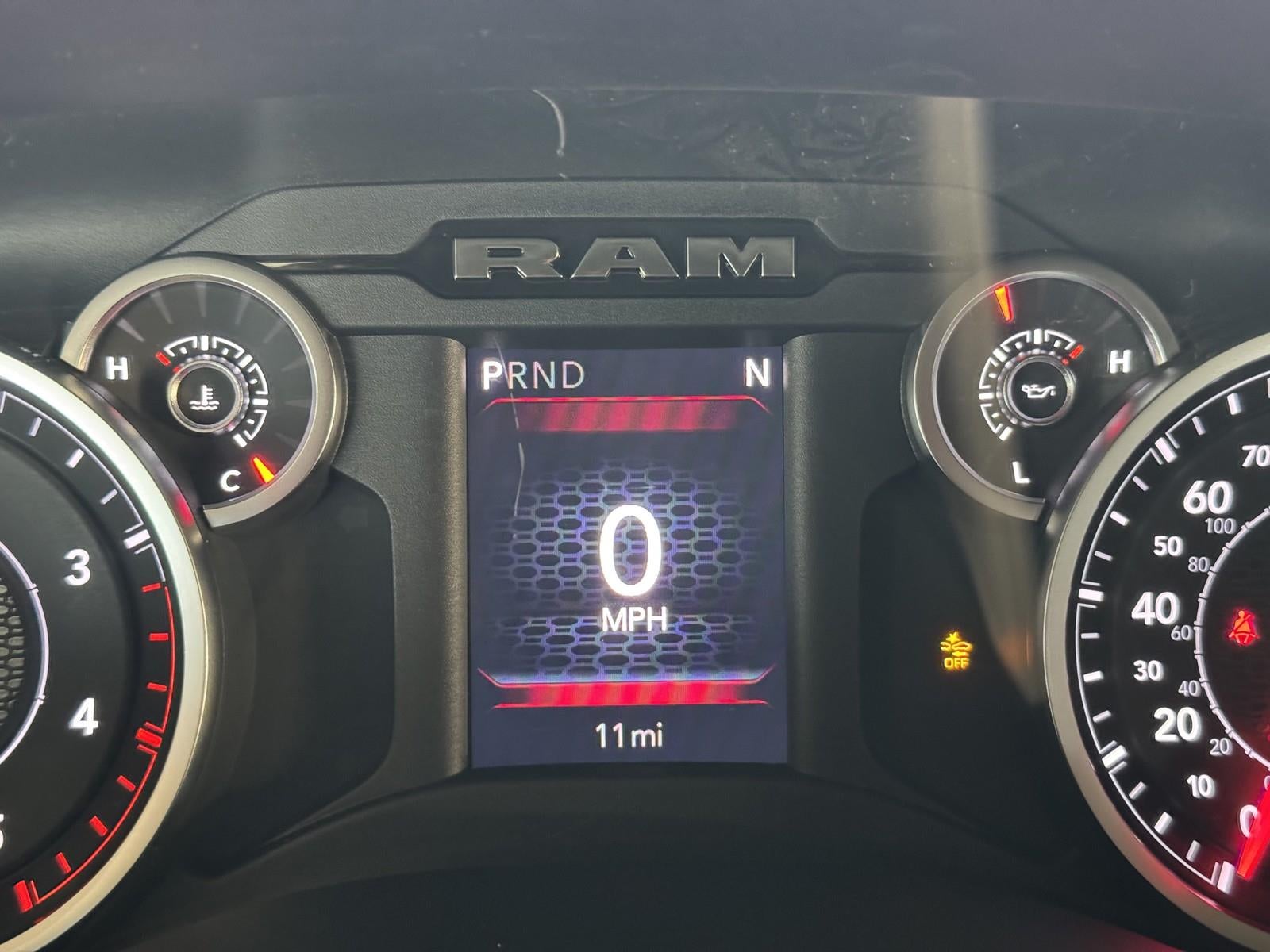 2026 RAM Ram 3500 Chassis Cab RAM 3500 TRADESMAN CREW CAB CHASSIS 4X4 60' CA