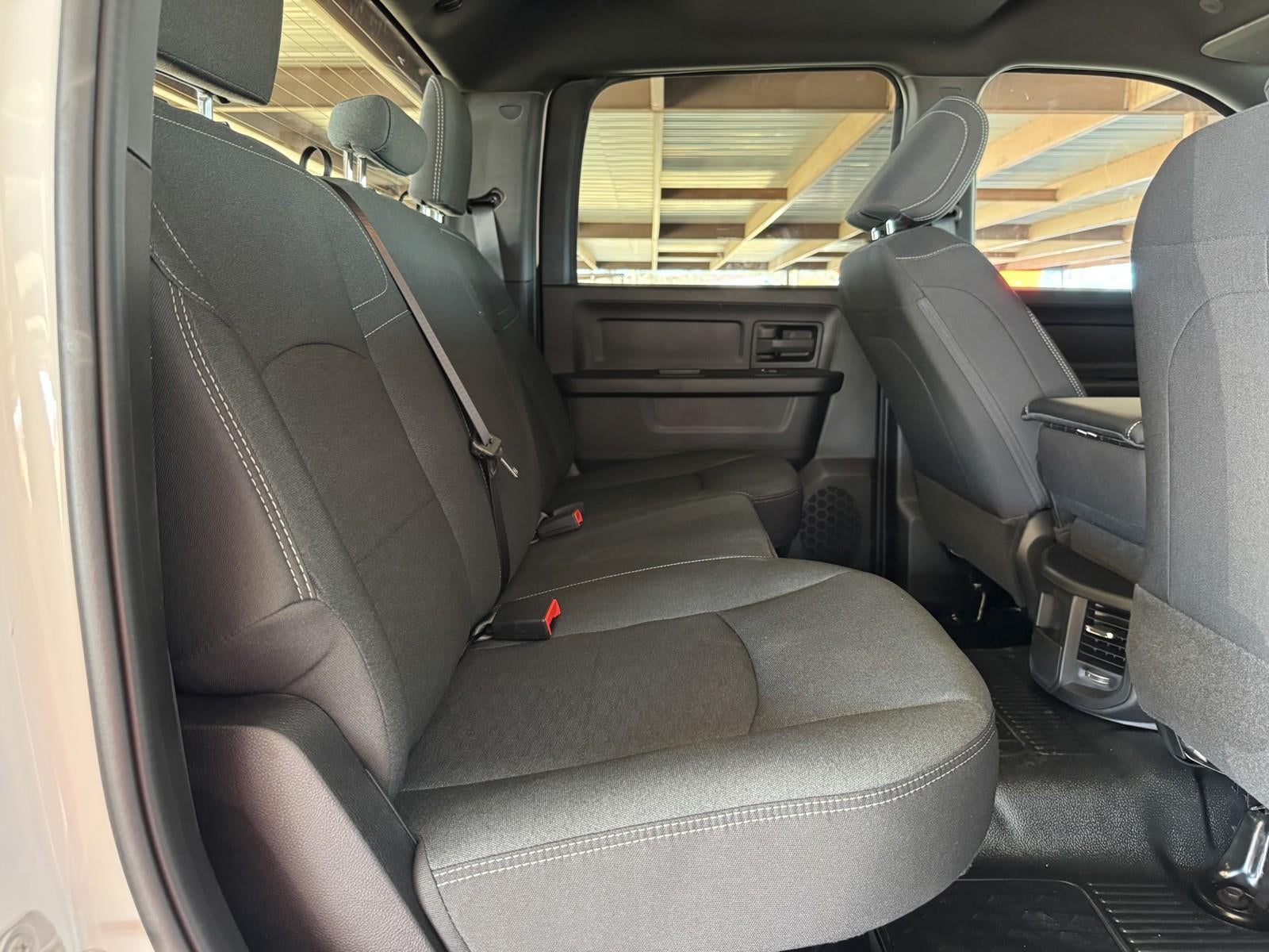 2026 RAM Ram 3500 Chassis Cab RAM 3500 TRADESMAN CREW CAB CHASSIS 4X4 60' CA