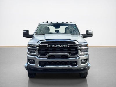 2026 RAM Ram 3500 Chassis Cab RAM 3500 TRADESMAN CREW CAB CHASSIS 4X4 60' CA