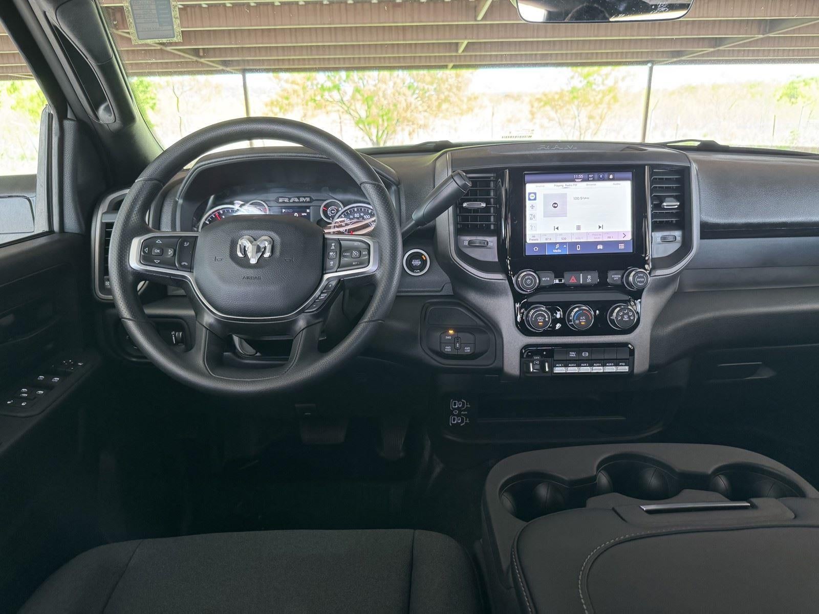 2026 RAM Ram 3500 Chassis Cab RAM 3500 TRADESMAN CREW CAB CHASSIS 4X4 60' CA