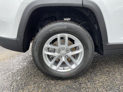 2025 Jeep Grand Cherokee GRAND CHEROKEE LAREDO X 4X2