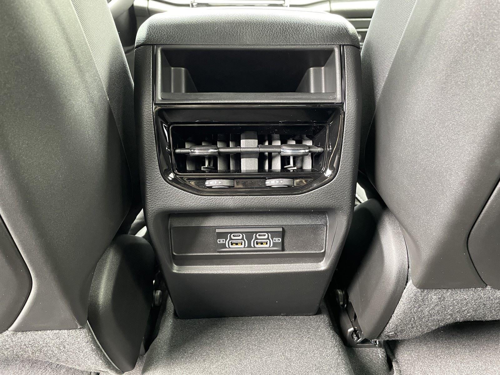 2026 Jeep Grand Cherokee GRAND CHEROKEE LAREDO 4X2