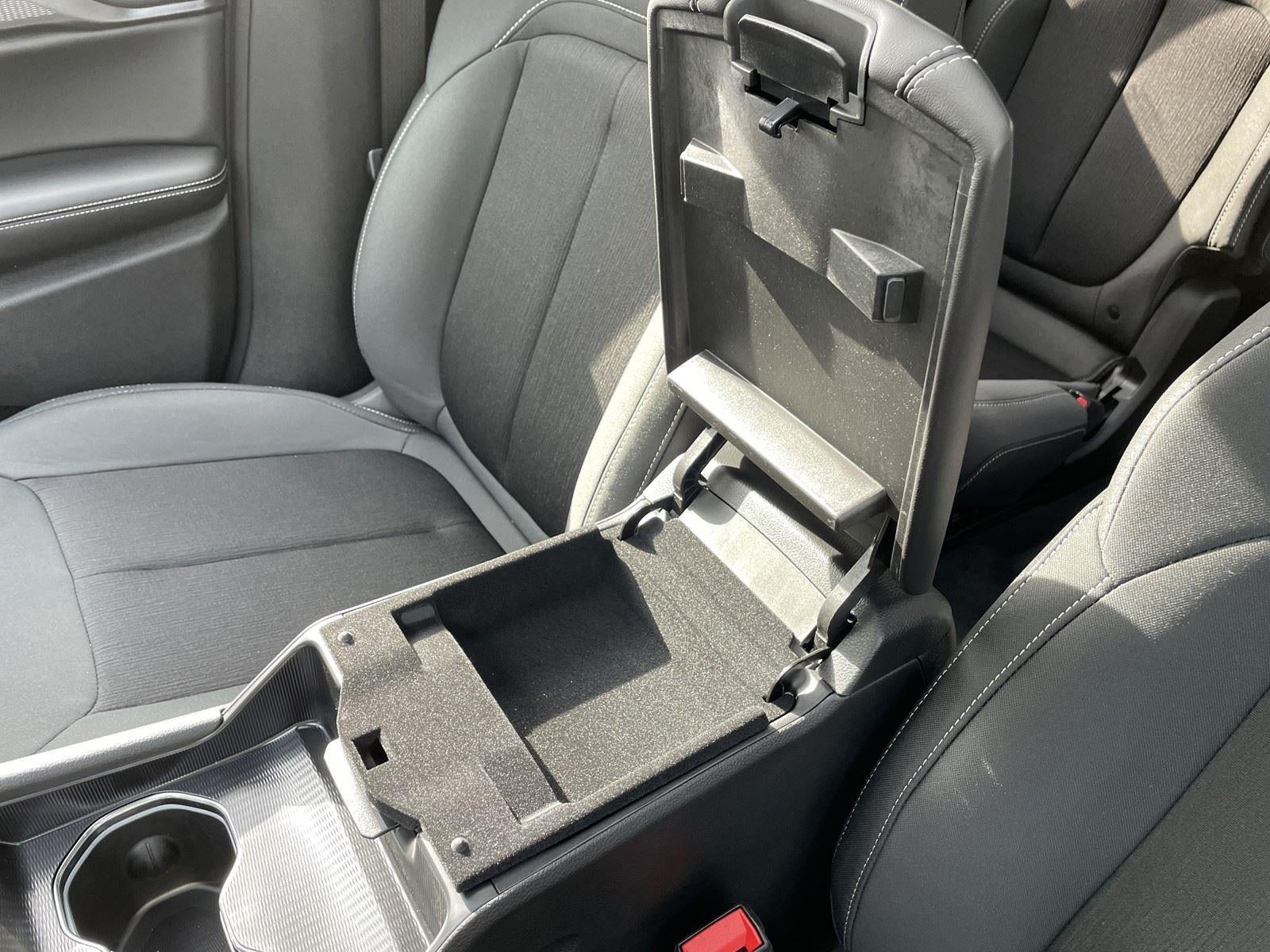 2025 Jeep Grand Cherokee GRAND CHEROKEE L LAREDO X 4X2