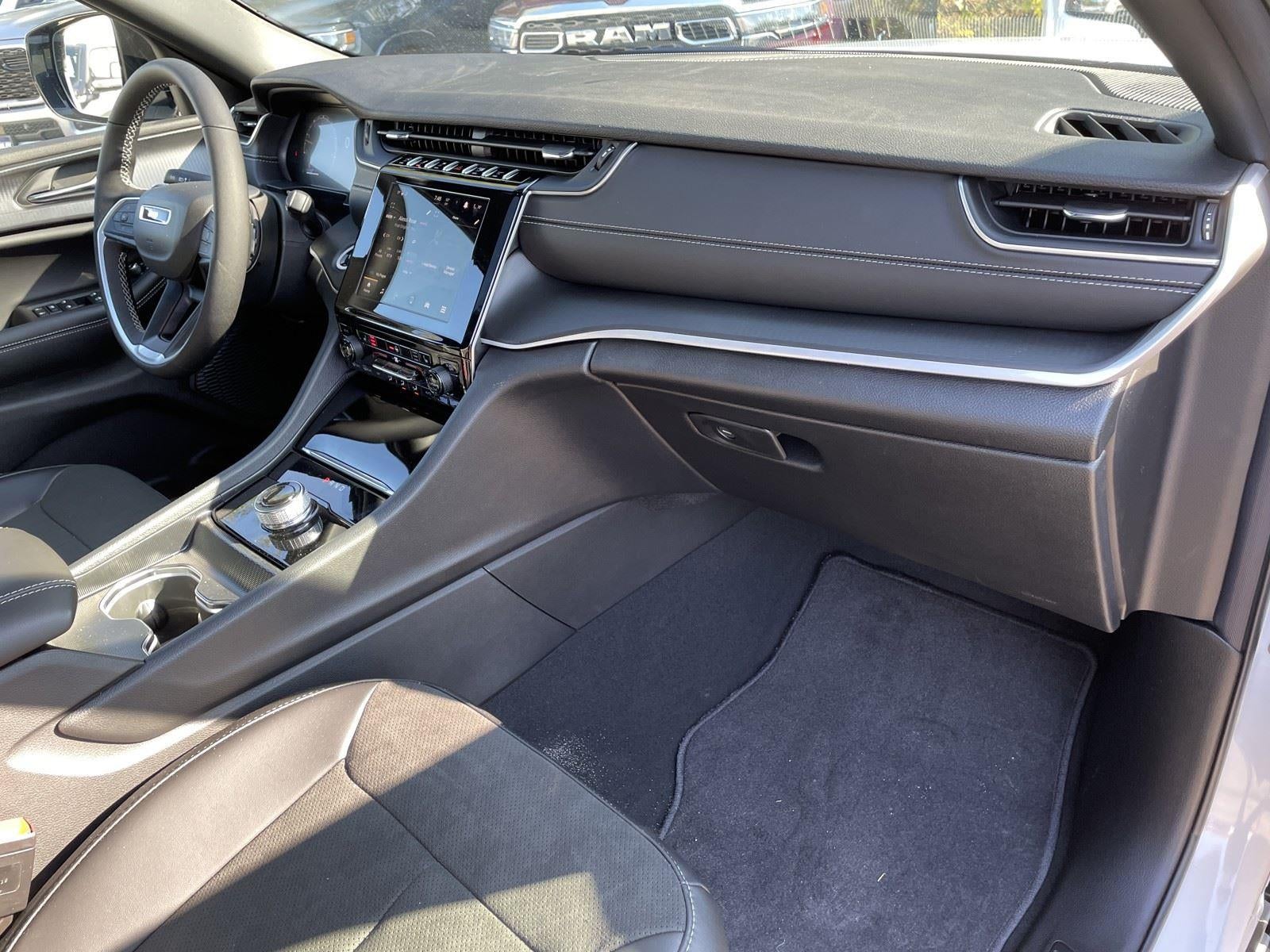 2025 Jeep Grand Cherokee GRAND CHEROKEE L ALTITUDE X 4X2