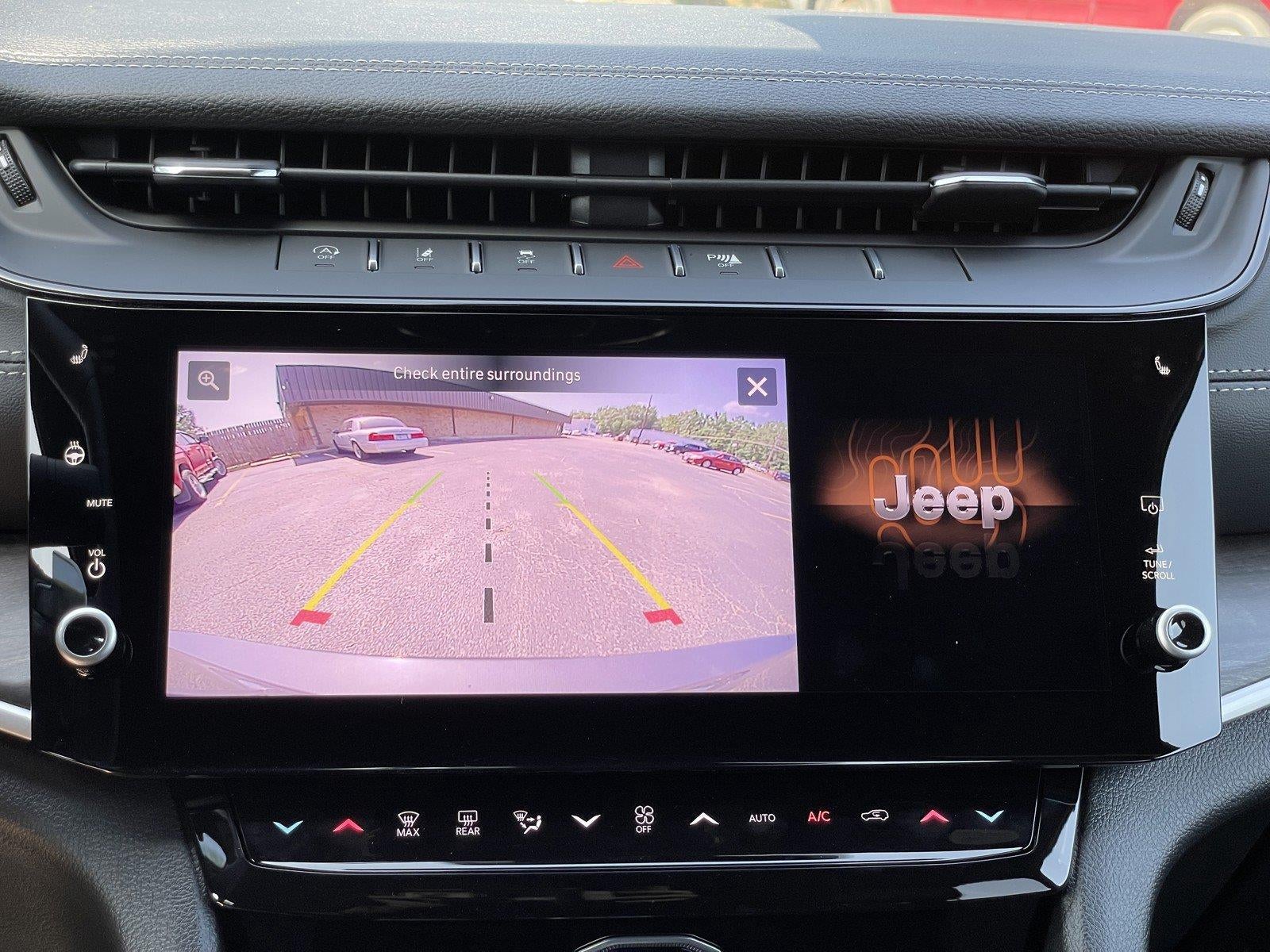 2026 Jeep Grand Cherokee GRAND CHEROKEE L LAREDO ALTITUDE 4X4