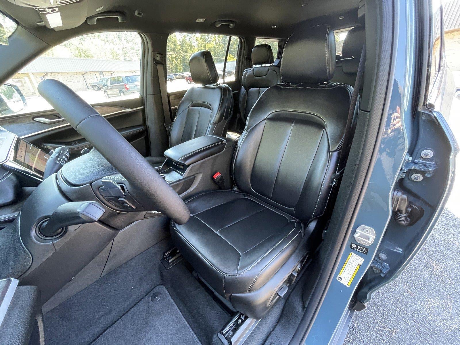 2027 Jeep Grand Cherokee GRAND CHEROKEE L LIMITED 4X4