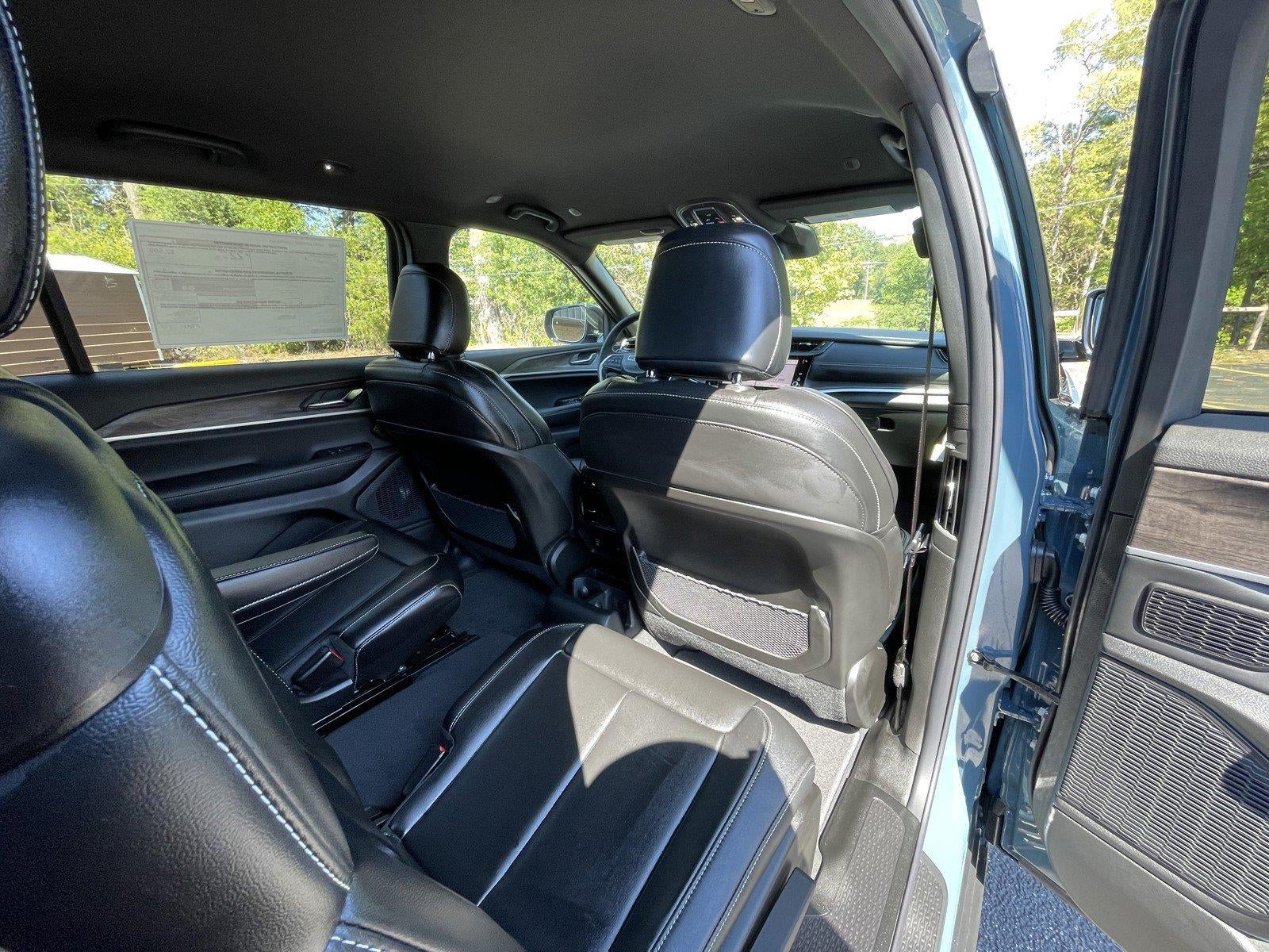 2027 Jeep Grand Cherokee GRAND CHEROKEE L LIMITED 4X4