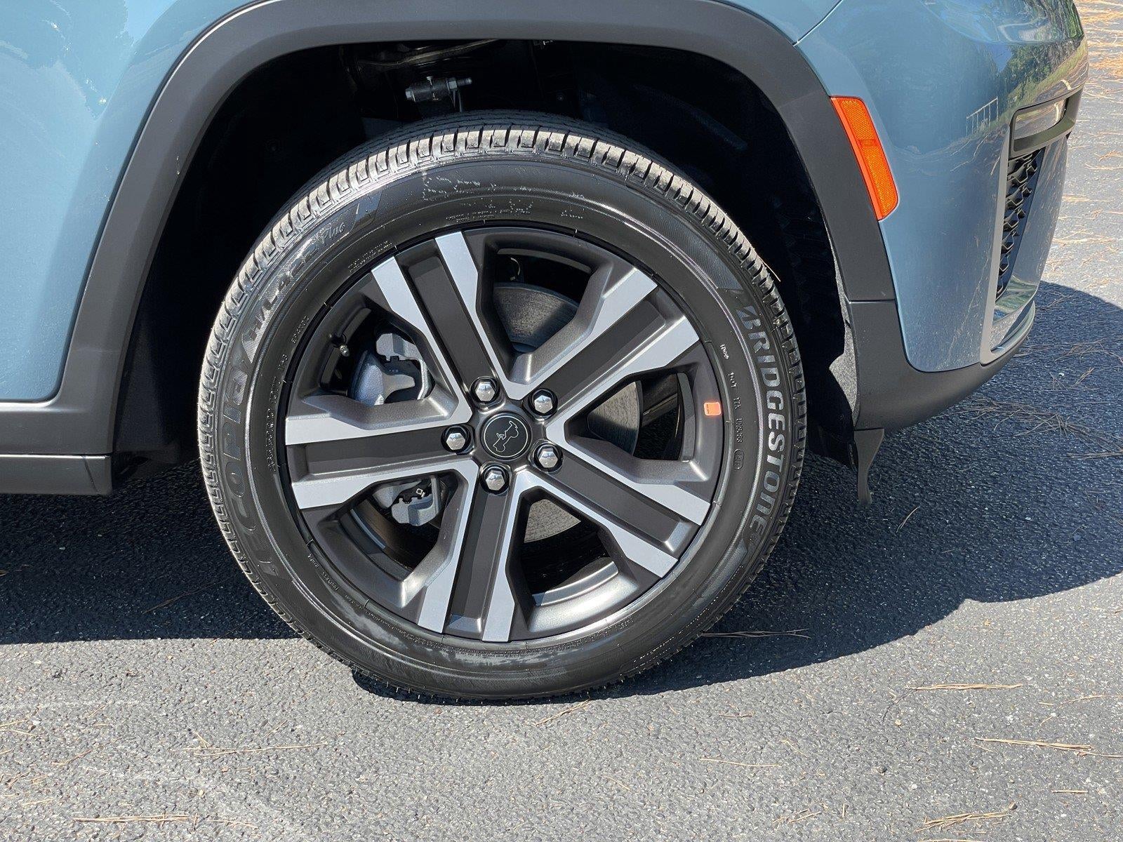2027 Jeep Grand Cherokee GRAND CHEROKEE L LIMITED 4X4