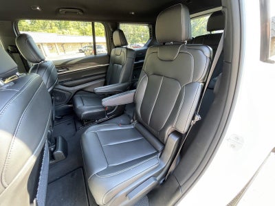 2027 Jeep Grand Cherokee GRAND CHEROKEE L LIMITED 4X4