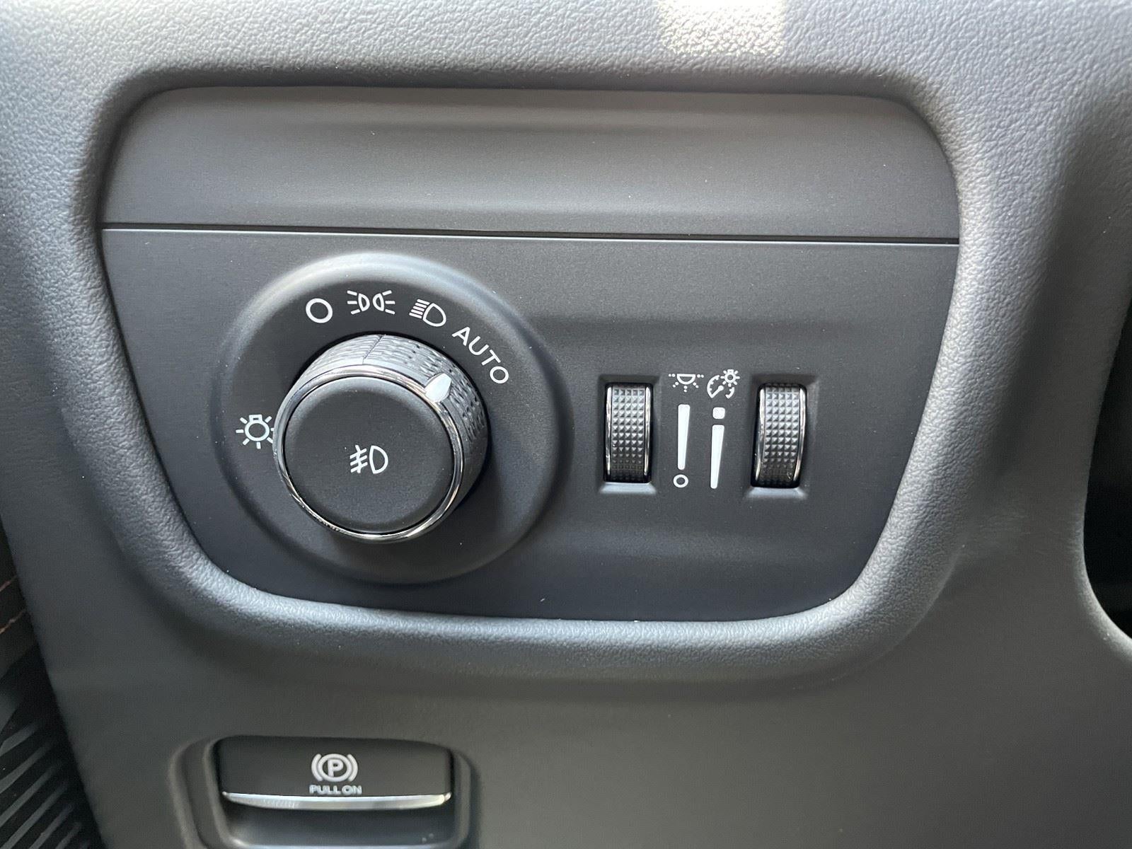 2026 Jeep Grand Cherokee GRAND CHEROKEE L SUMMIT 4X4