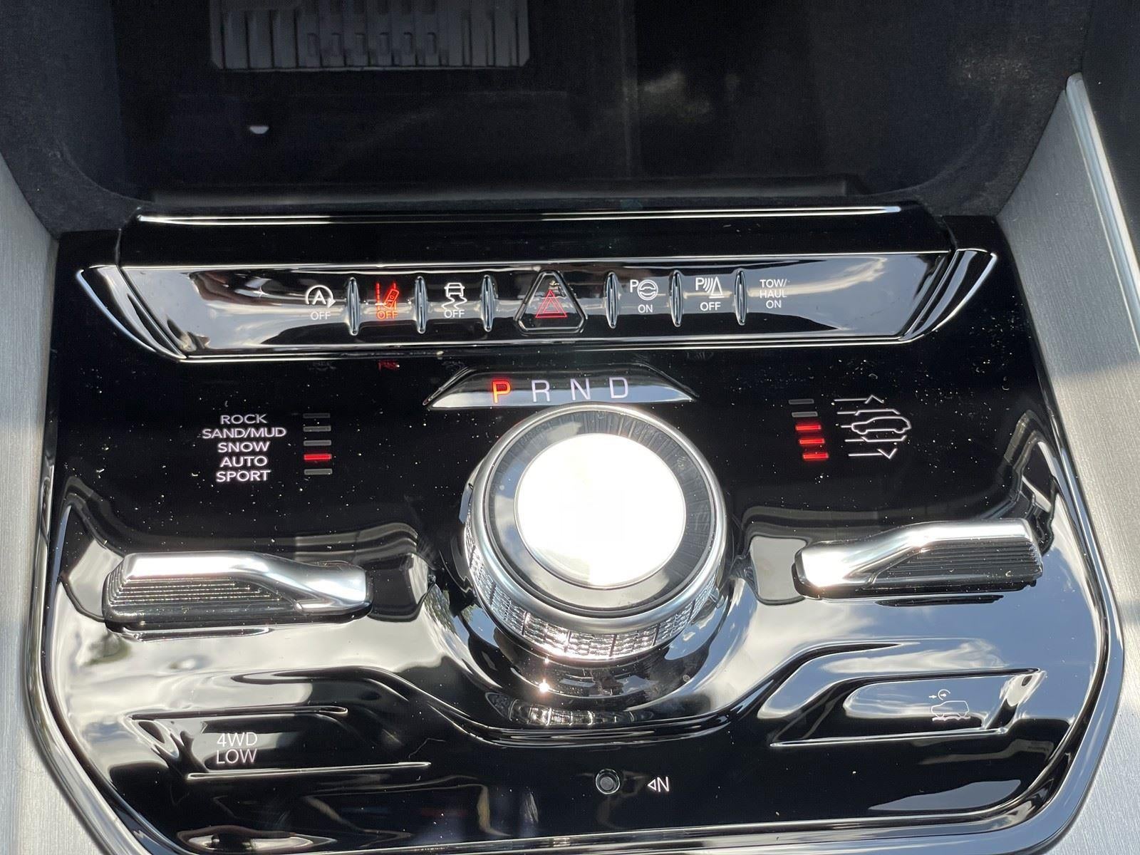 2026 Jeep Grand Wagoneer GRAND WAGONEER UPLAND 4X4