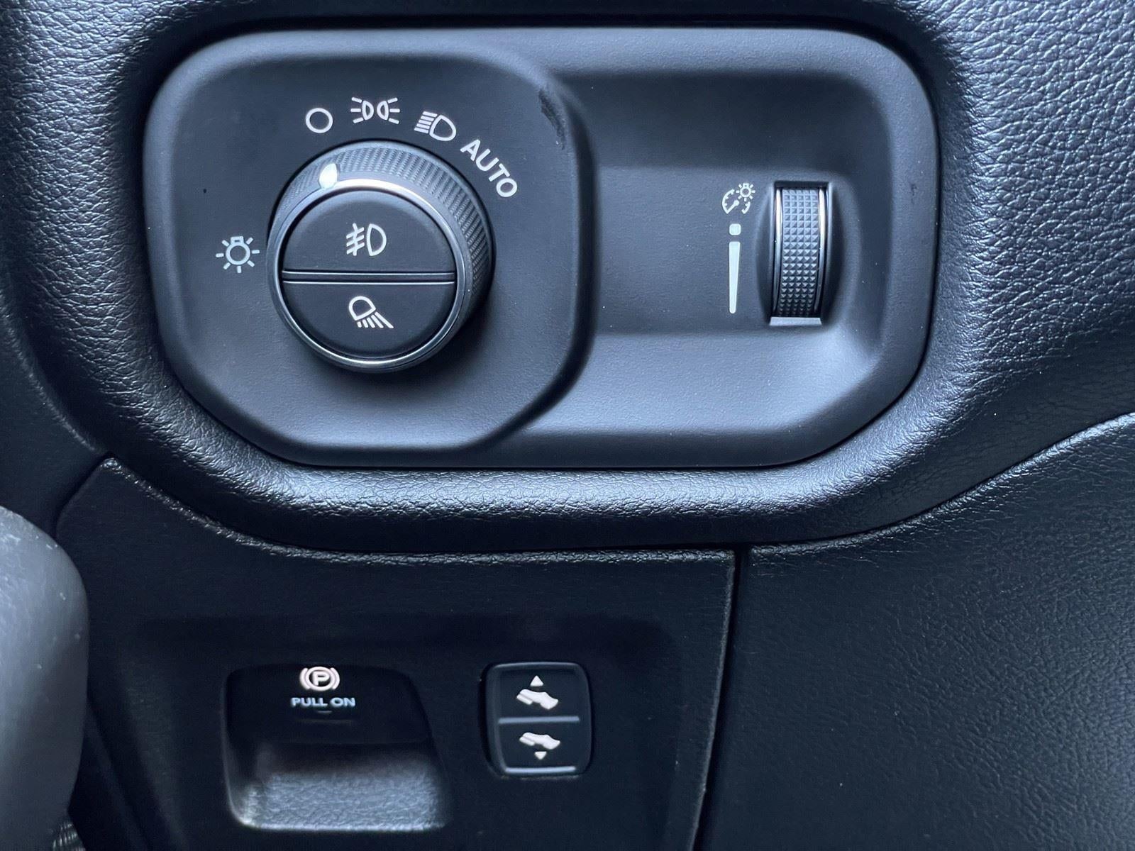 2026 RAM Ram 1500 RAM 1500 BIG HORN CREW CAB 4X2 5'7' BOX