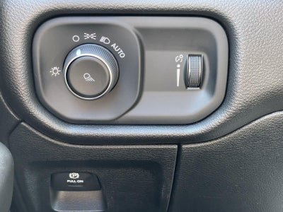 2025 RAM Ram 1500 RAM 1500 TRADESMAN CREW CAB 4X2 5'7' BOX