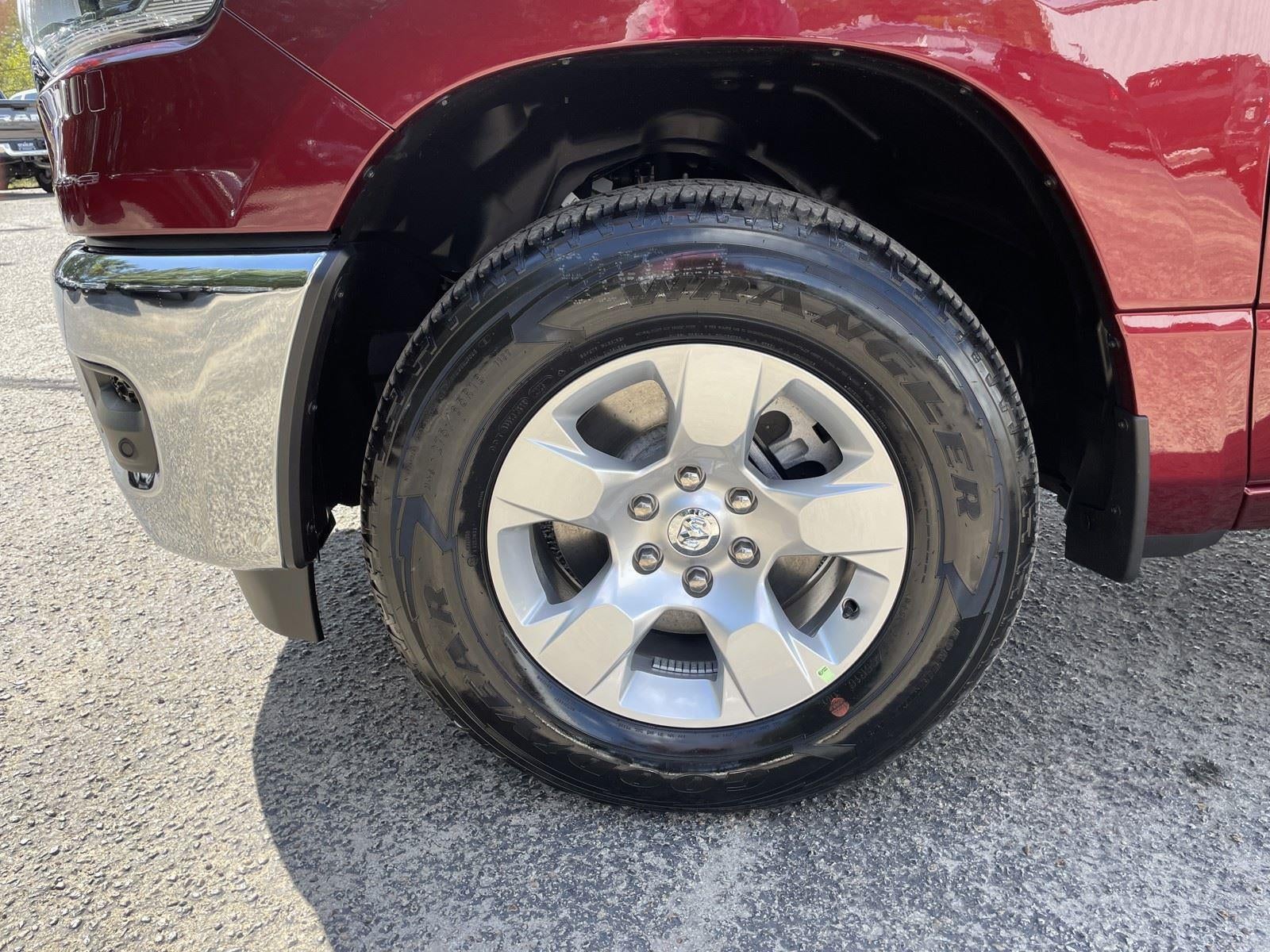 2025 RAM Ram 1500 RAM 1500 TRADESMAN CREW CAB 4X2 5'7' BOX