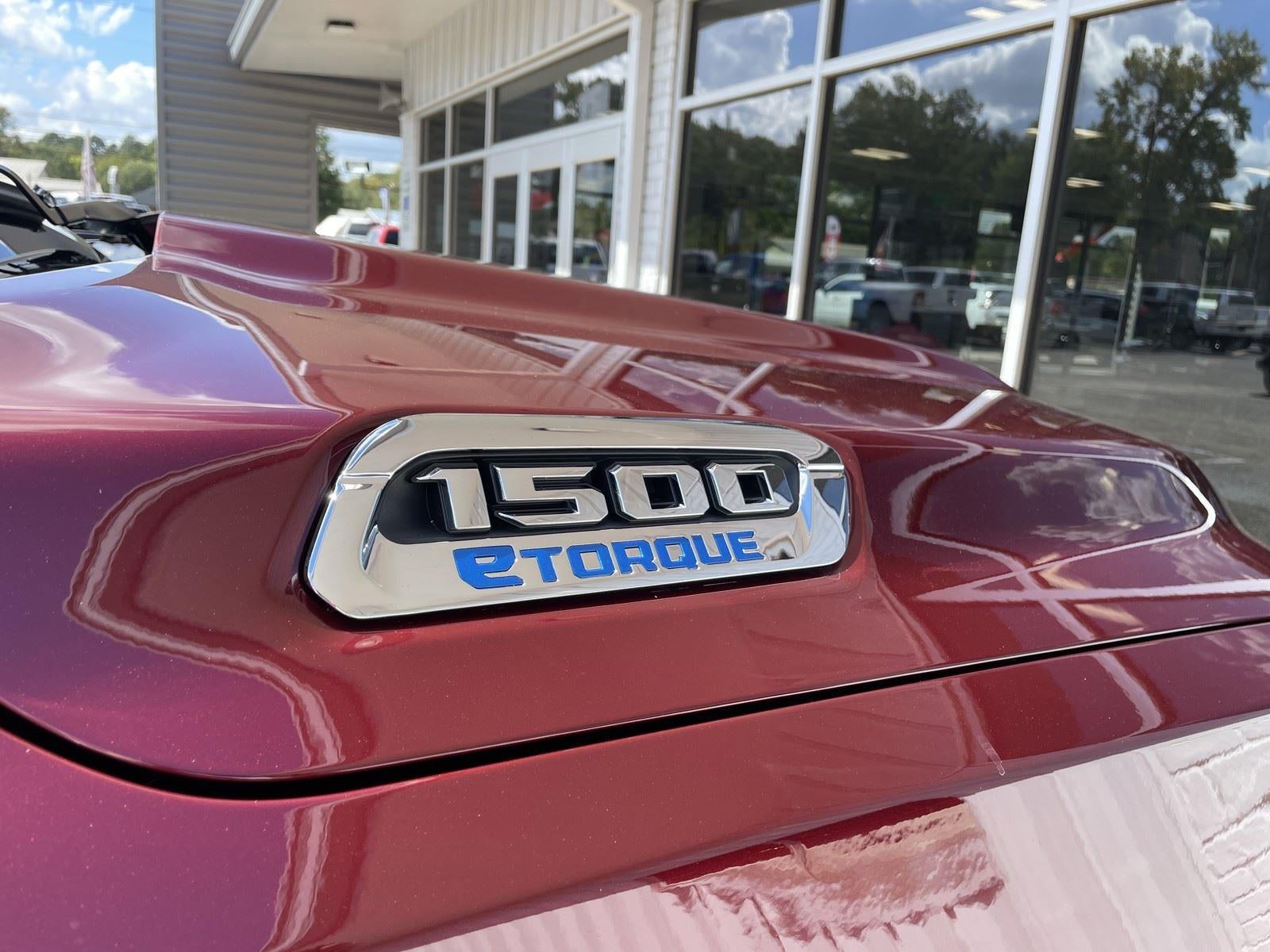 2025 RAM Ram 1500 RAM 1500 TRADESMAN CREW CAB 4X2 5'7' BOX