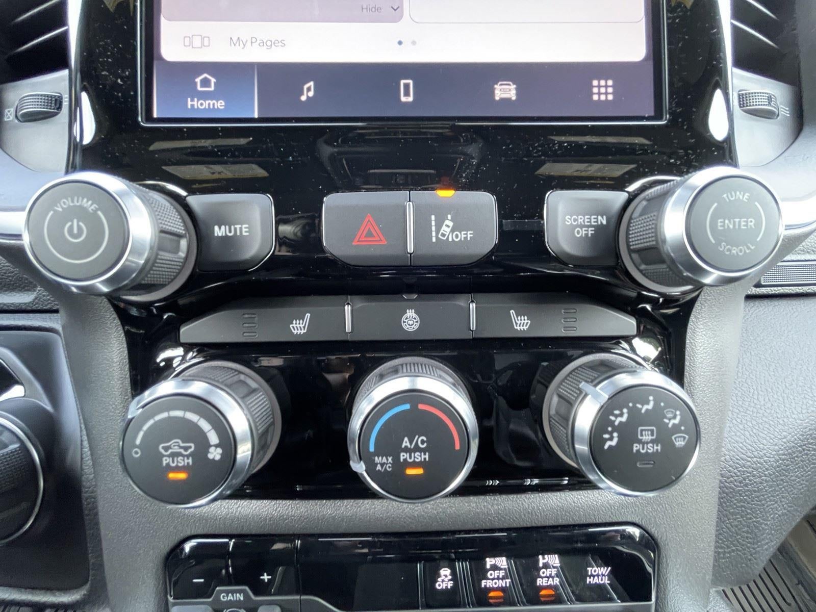 2025 RAM Ram 1500 RAM 1500 LONE STAR CREW CAB 4X4 5'7' BOX