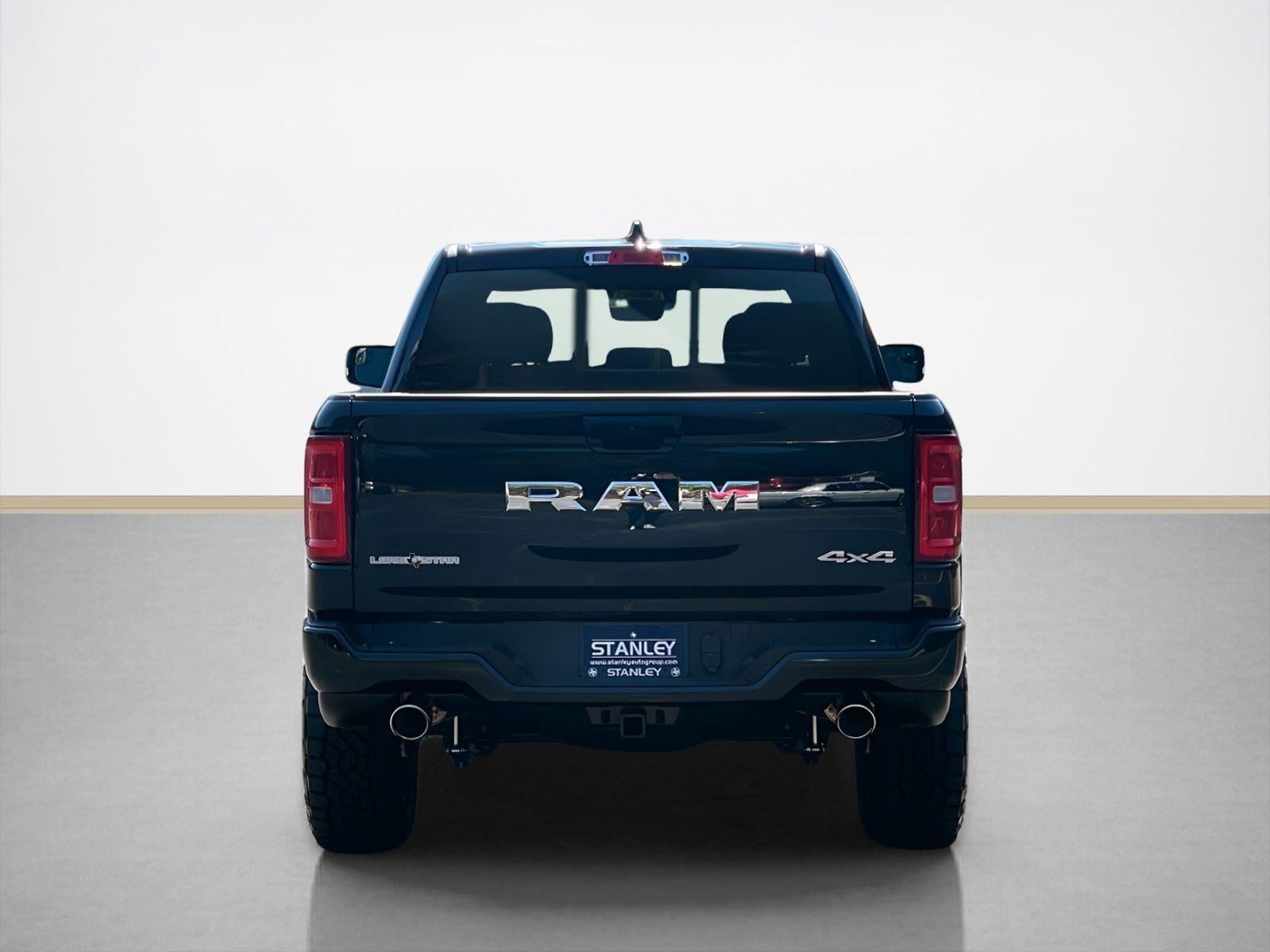 2025 RAM Ram 1500 RAM 1500 LONE STAR CREW CAB 4X4 5'7' BOX