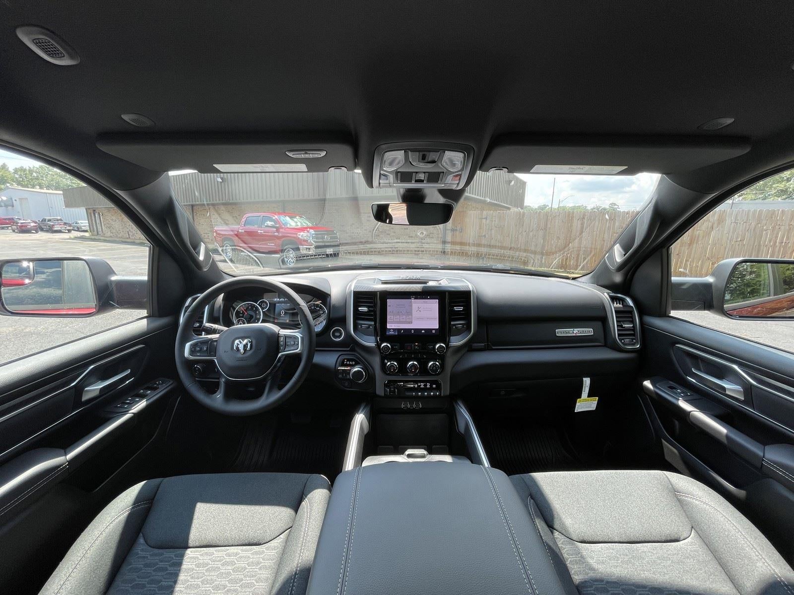 2026 RAM Ram 1500 RAM 1500 LONE STAR CREW CAB 4X4 5'7' BOX