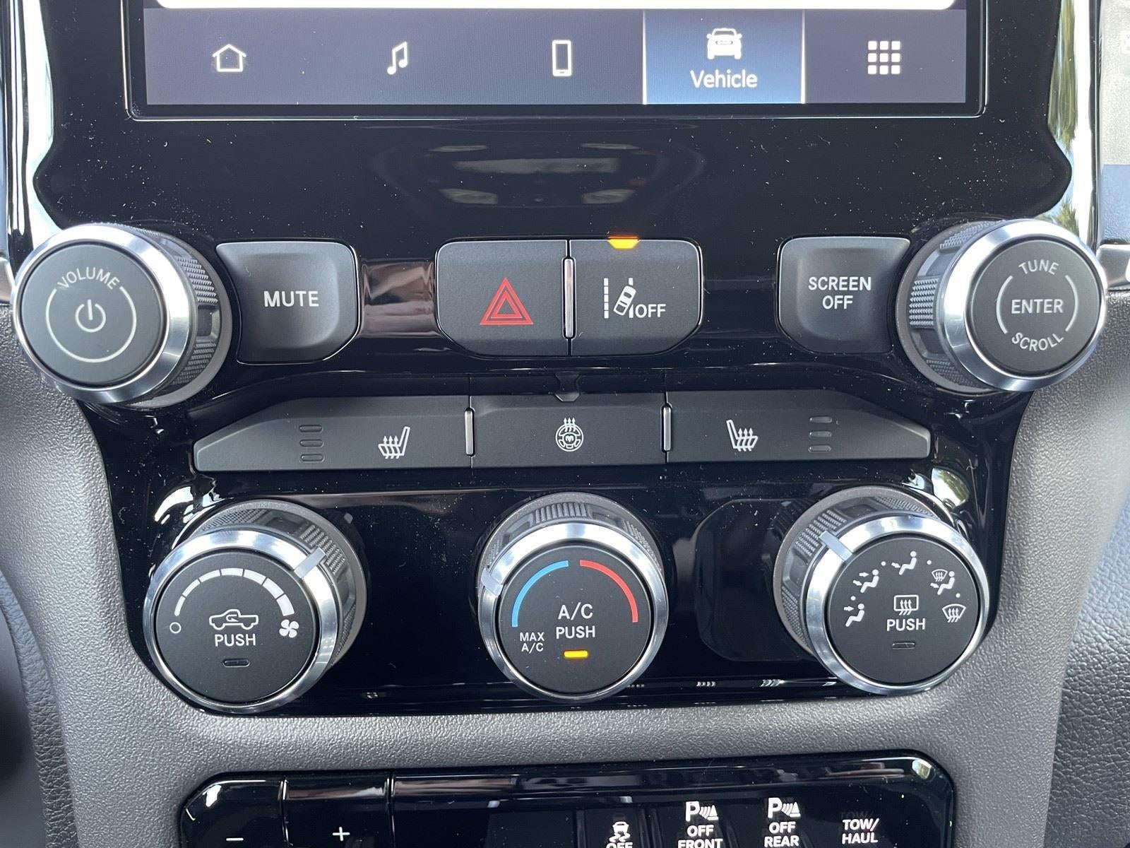 2026 RAM Ram 1500 RAM 1500 LONE STAR CREW CAB 4X4 5'7' BOX