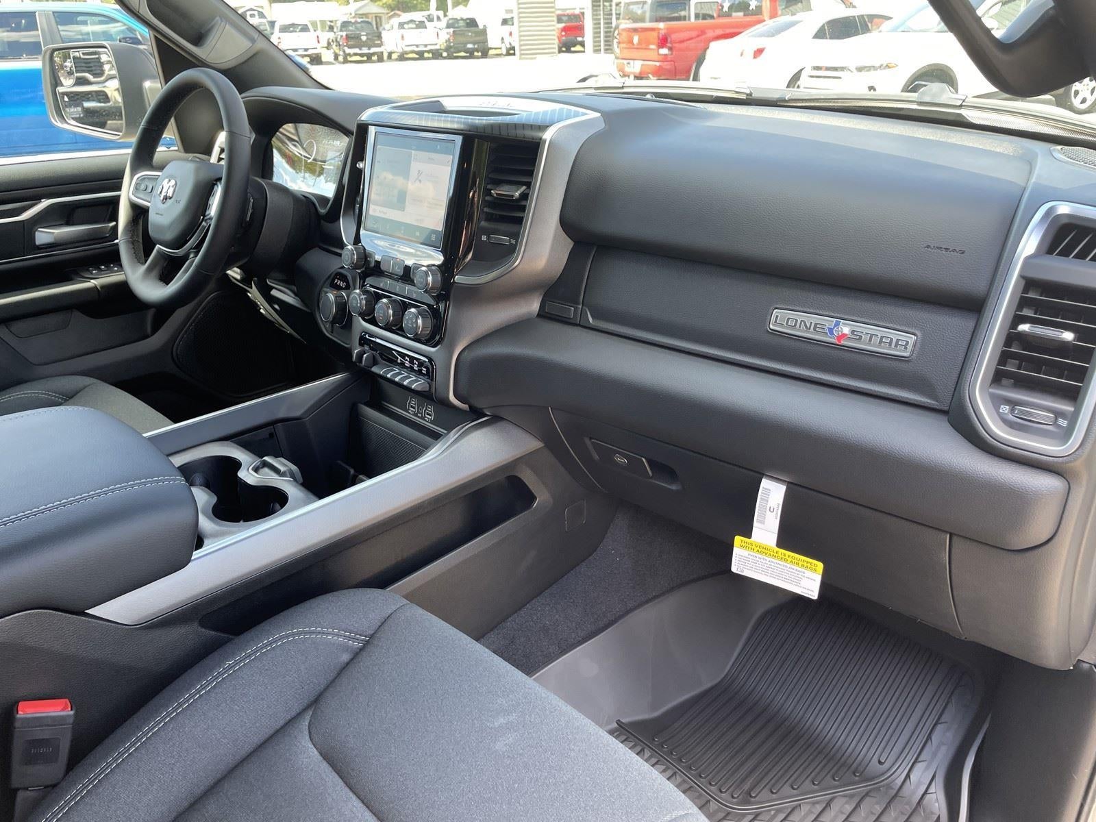 2026 RAM Ram 1500 RAM 1500 LONE STAR CREW CAB 4X4 5'7' BOX