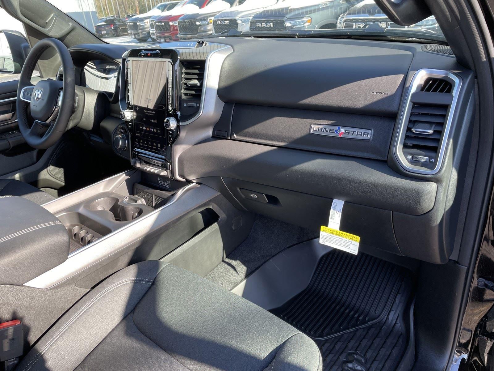 2026 RAM Ram 1500 RAM 1500 LONE STAR CREW CAB 4X4 5'7' BOX