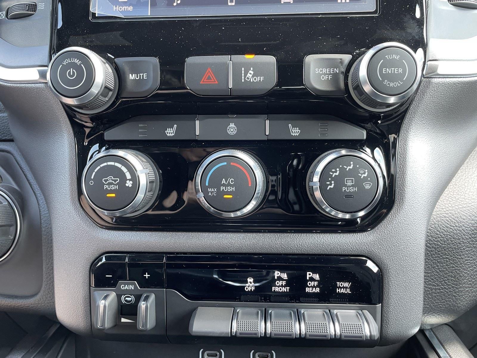 2026 RAM Ram 1500 RAM 1500 LONE STAR CREW CAB 4X4 5'7' BOX