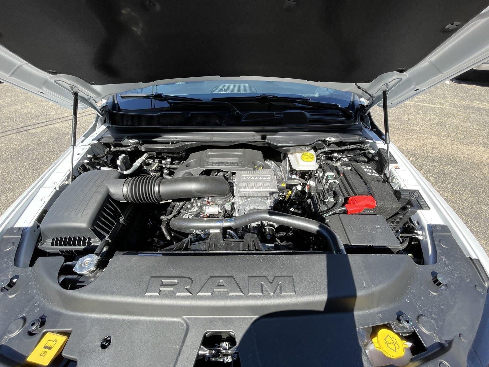 2026 RAM Ram 1500 RAM 1500 LONE STAR CREW CAB 4X4 5'7' BOX