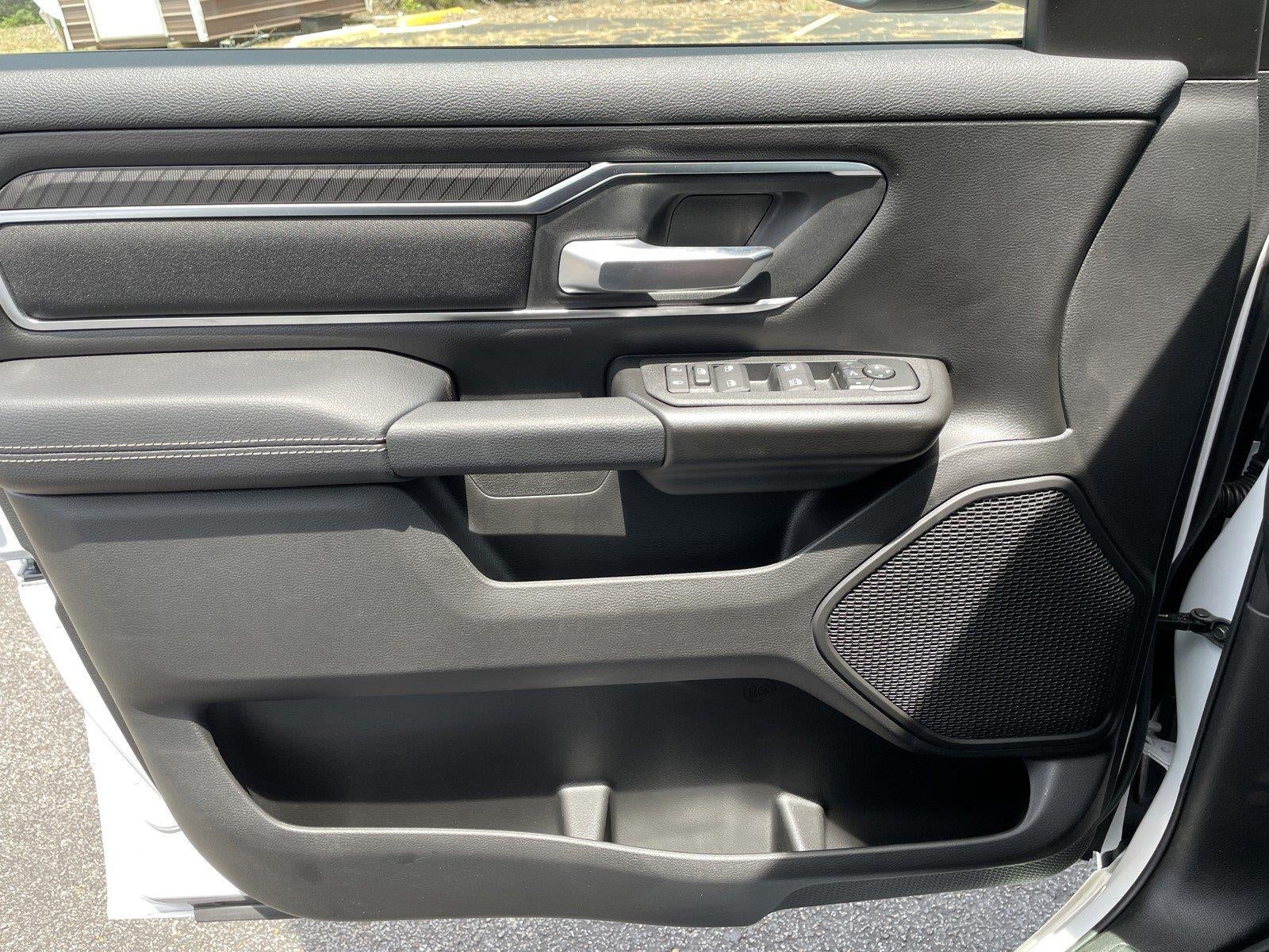 2026 RAM 1500 RAM 1500 LONE STAR CREW CAB 4X4 5'7' BOX