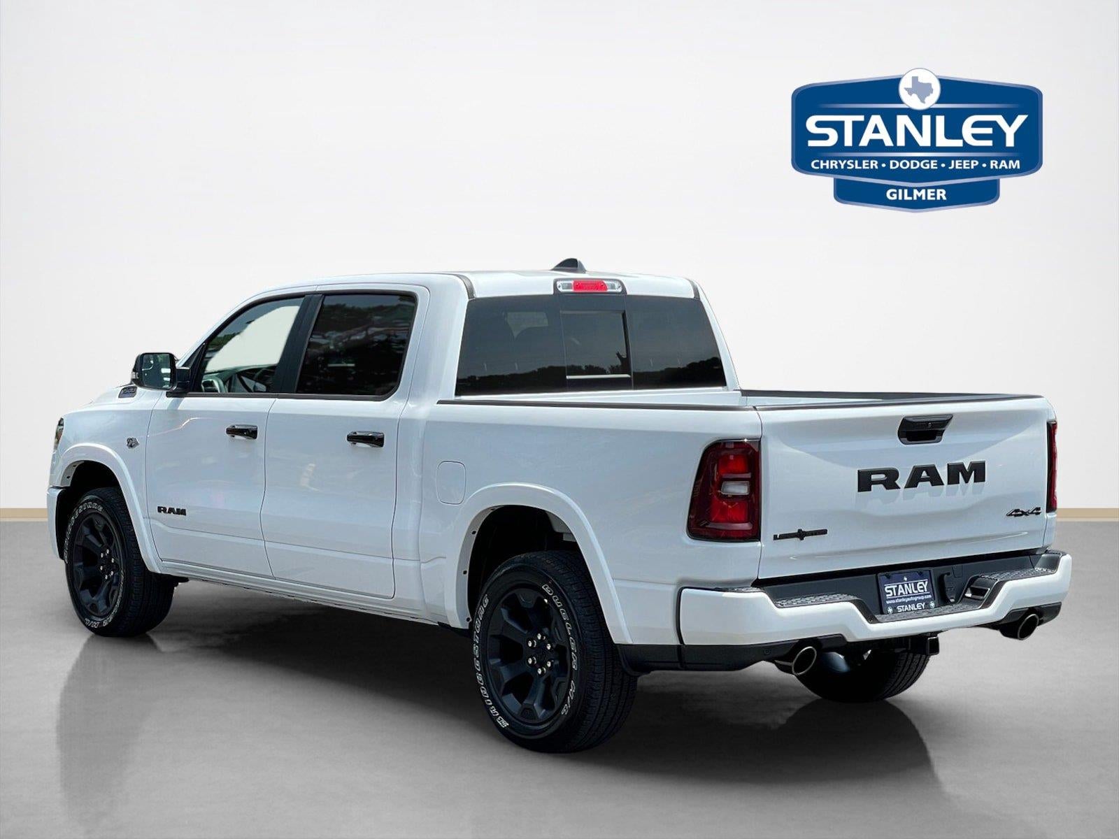 2026 RAM 1500 RAM 1500 LONE STAR CREW CAB 4X4 5'7' BOX