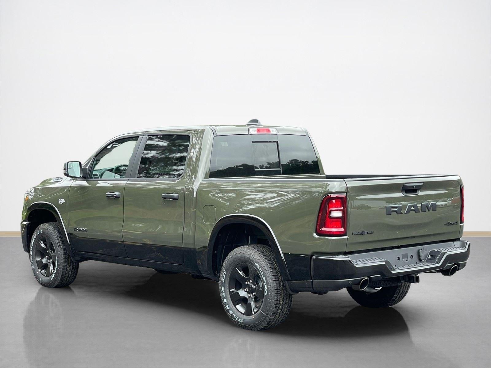 2026 RAM Ram 1500 RAM 1500 LONE STAR CREW CAB 4X4 5'7' BOX