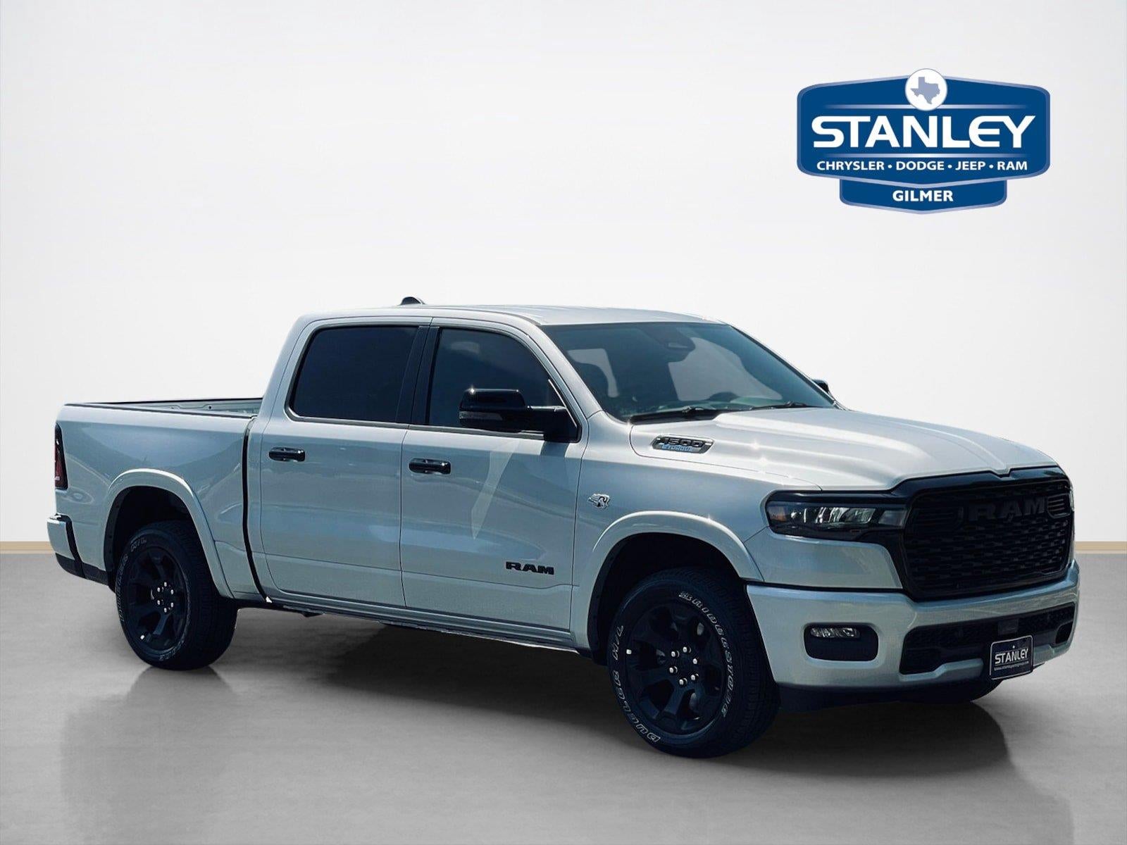 2026 RAM 1500 RAM 1500 LONE STAR CREW CAB 4X4 5'7' BOX