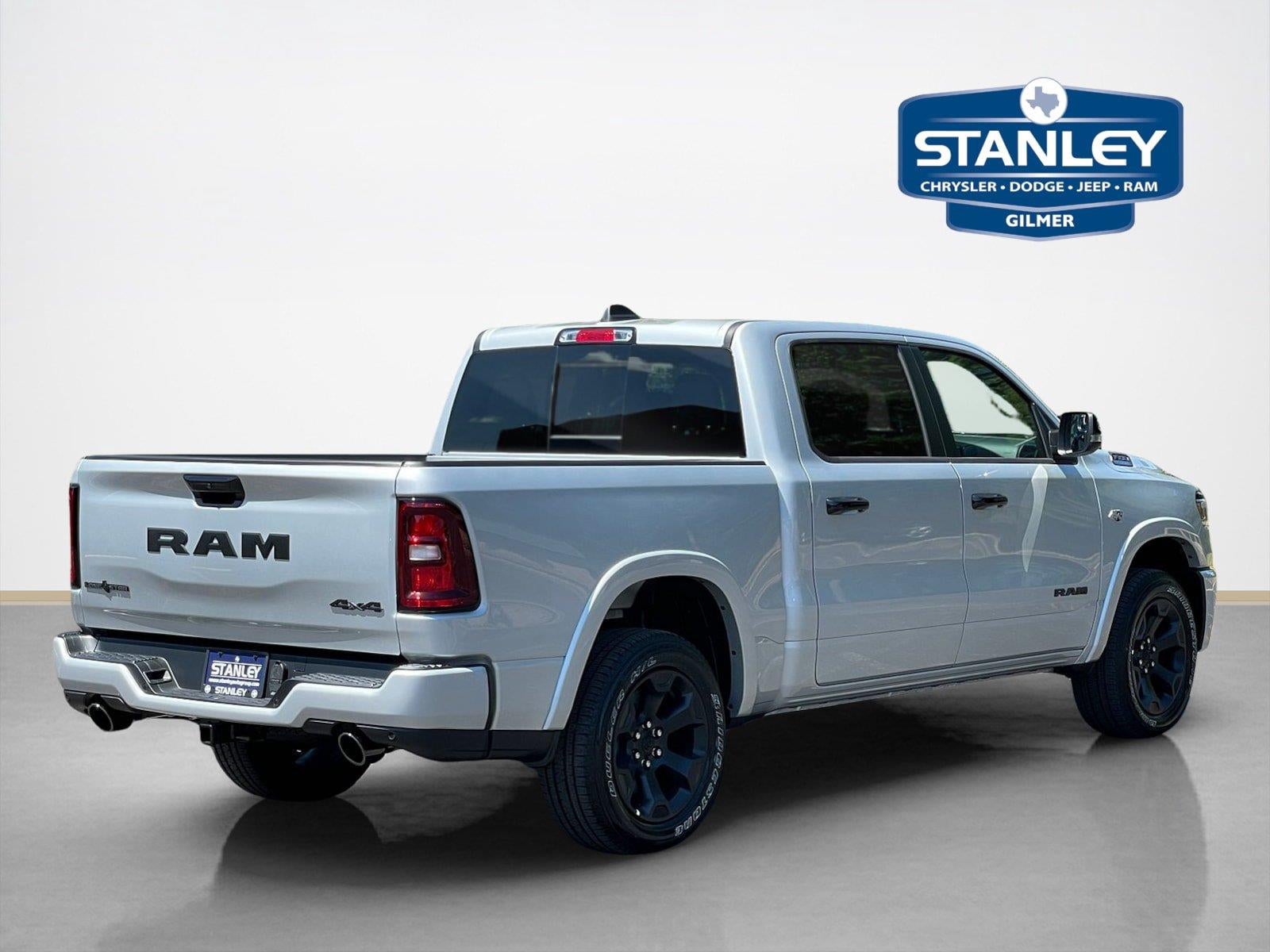 2026 RAM 1500 RAM 1500 LONE STAR CREW CAB 4X4 5'7' BOX