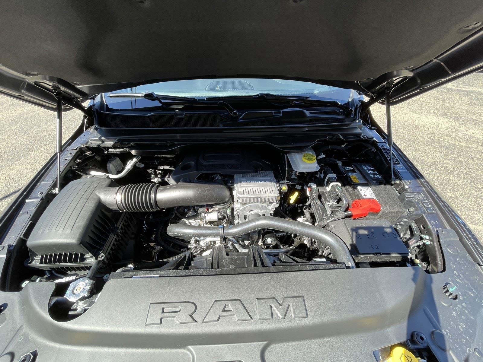 2026 RAM Ram 1500 RAM 1500 LONE STAR CREW CAB 4X4 5'7' BOX