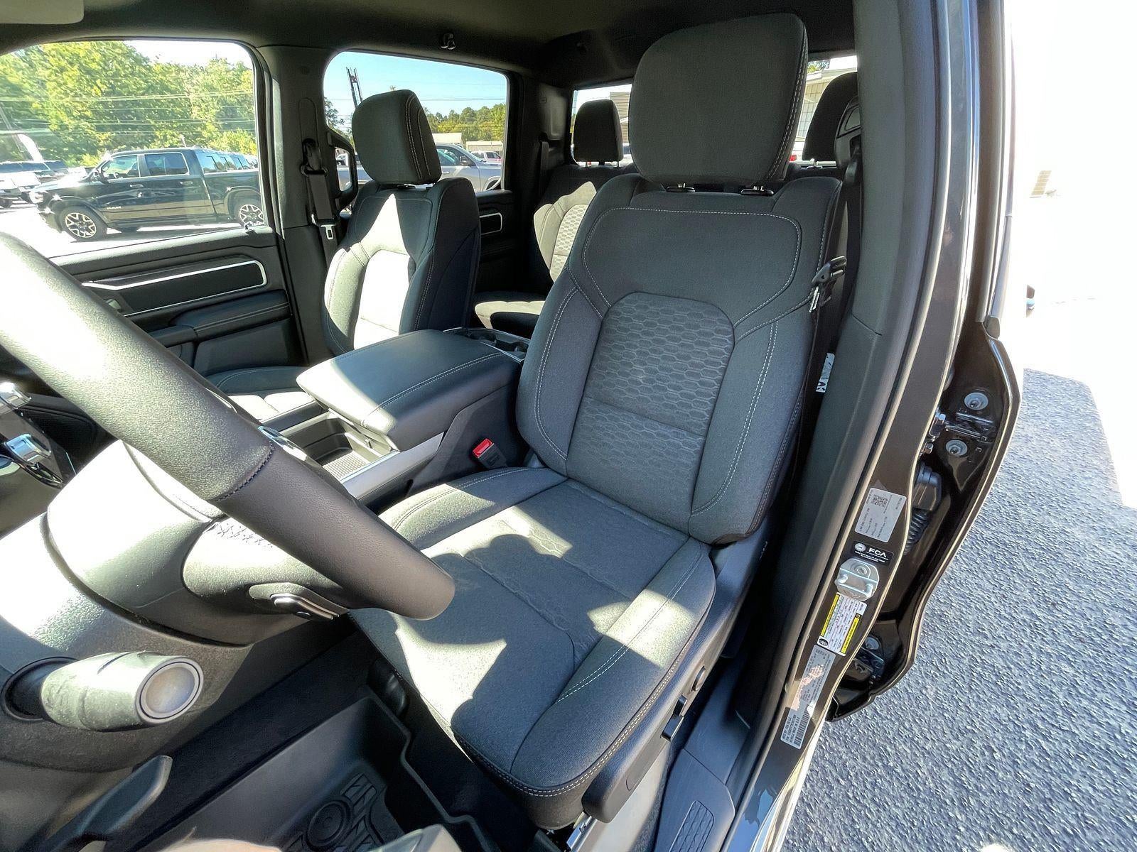 2026 RAM Ram 1500 RAM 1500 LONE STAR CREW CAB 4X4 5'7' BOX