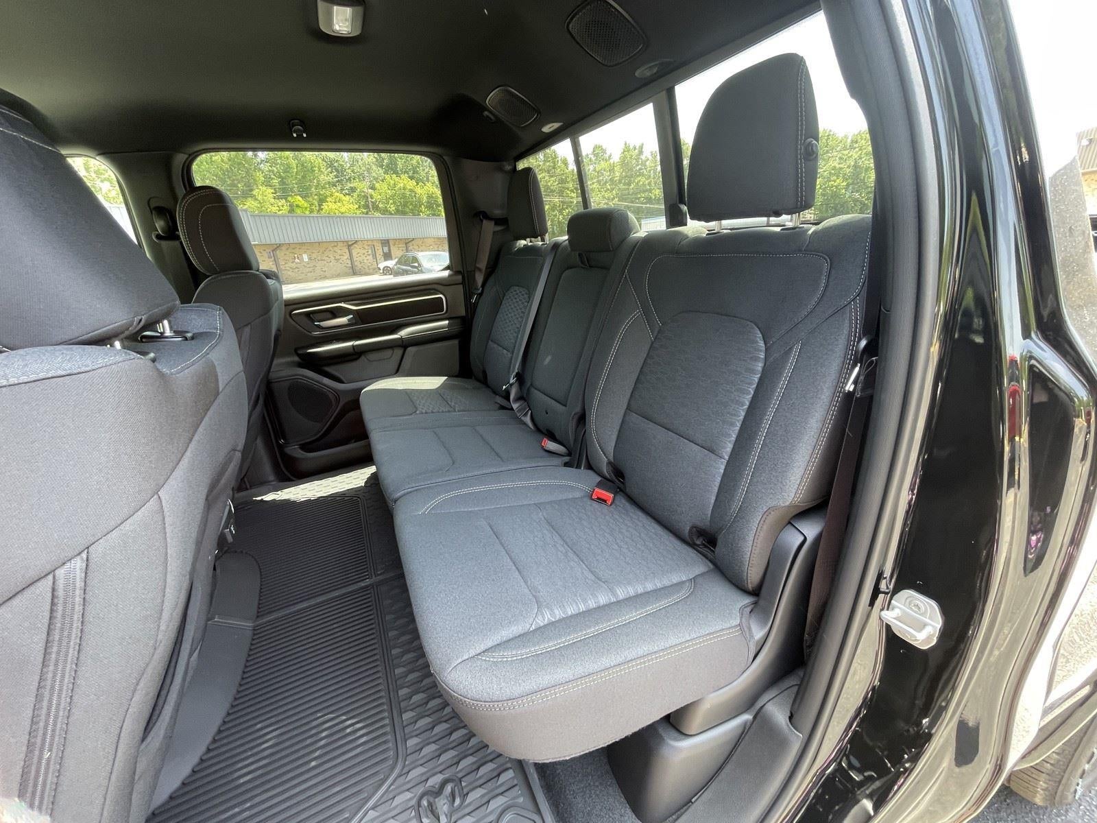2026 RAM 1500 RAM 1500 LONE STAR CREW CAB 4X4 5'7' BOX