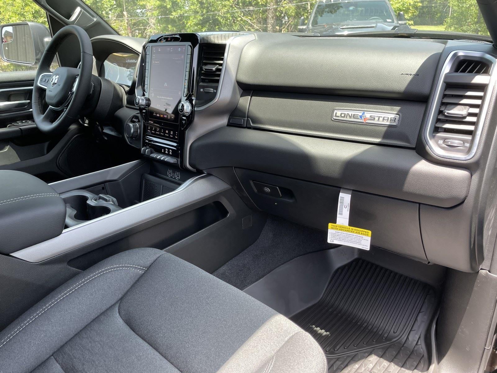 2026 RAM 1500 RAM 1500 LONE STAR CREW CAB 4X4 5'7' BOX