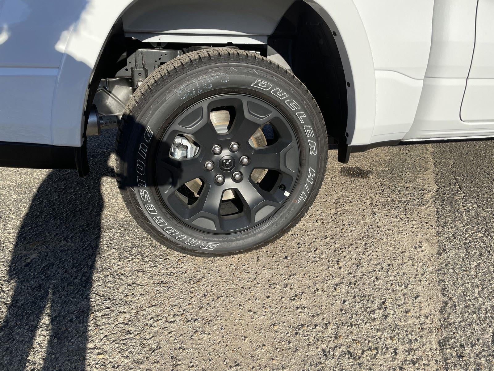 2026 RAM Ram 1500 RAM 1500 LONE STAR CREW CAB 4X4 5'7' BOX