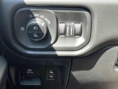 2026 RAM 1500 RAM 1500 LONE STAR CREW CAB 4X4 5'7' BOX